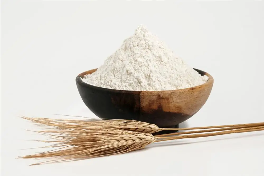 Bolo vegano rápido: prepare em apenas 10 minutos, sem necessidade de ovos e leite Bolo vegano rápido: prepare em apenas 10 minutos, sem necessidade de ovos e leite